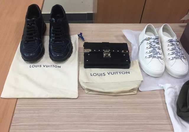 У львівському аеропорту митники затримали українця через надто дорогий гардероб