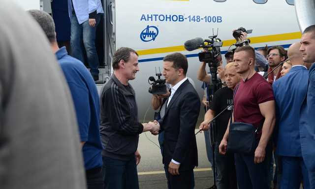 В Офисе президента рассказали, когда начали готовиться к обмену пленными