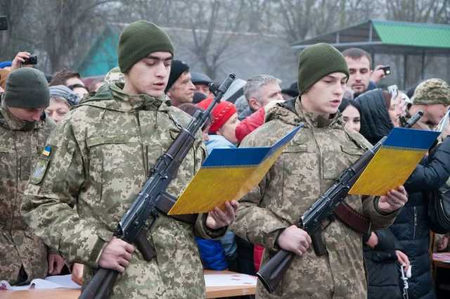 Рада может изменить закон о воинской обязанности: что предлагается