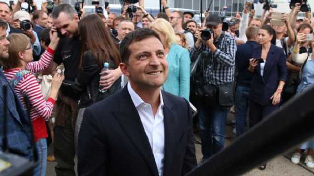 Зеленский в Ровно удивил необычным кортежем и пригрозил бизнесменам