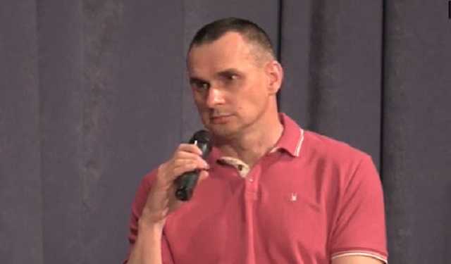 Сенцов о том, что хорошо выглядит: Занимаюсь спортом, не чифирю