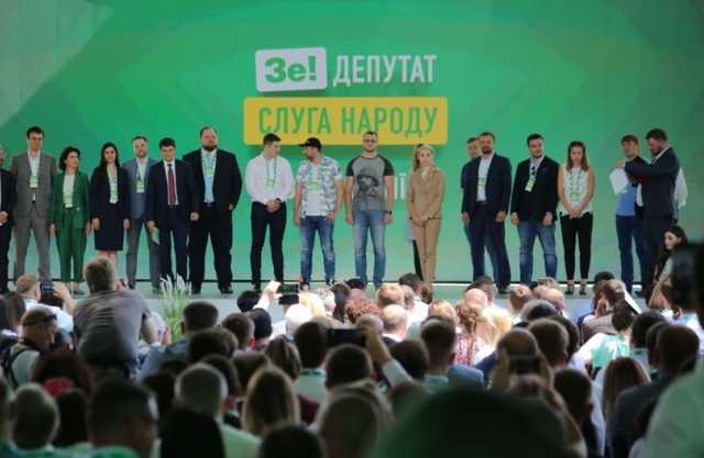 Двоє депутатів від “Слуги народу” мають скласти мандат, – меморандум партії