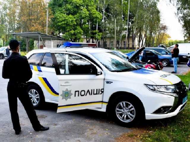 Разборки со стрельбой: на Волыни толпа хулиганов напала на полицейских