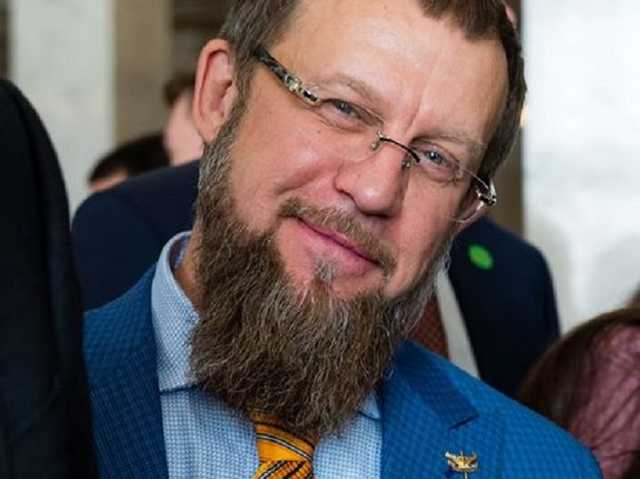 «З@ебали!»: главный кнопкодав новой Рады Ковалев обматерил журналистов