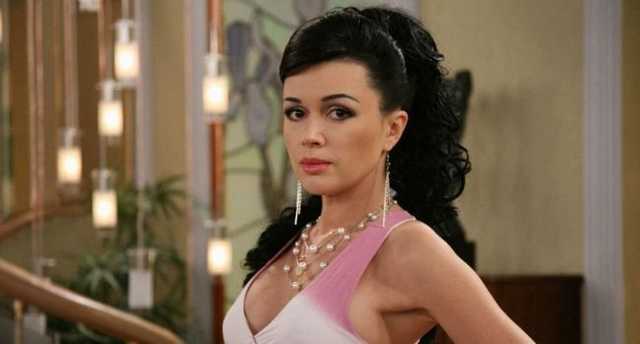 СМИ: Звезда "Моей прекрасной няни" попала в реанимацию с отеком мозга