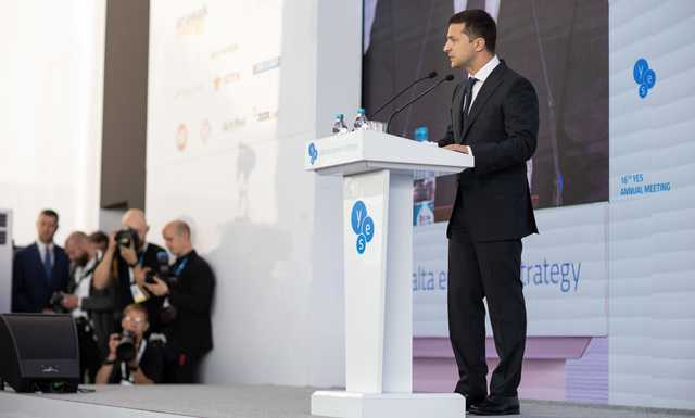 Коміки з «Кварталу 95» виступили на YES та жартували про Зеленського