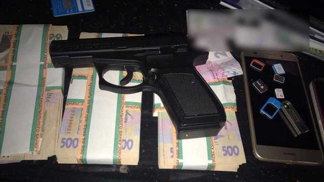 В Одесской обл. псевдомайор шантажировал врача и требовал 50 тыс. долларов