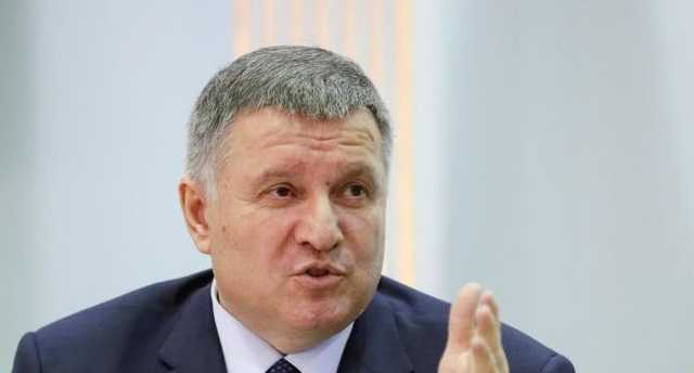 Аваков сейчас находится в некой депрессии из-за ограничения его полномочий - Фесенко