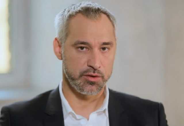 Рябошапка готовит представление в Раду на снятие неприкосновенности с Суркиса