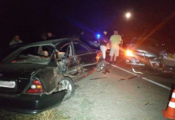 Под Николаевом в тройном ДТП погибли два человека