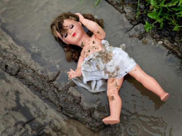 На Харьковщине девочку три года насиловал старший брат