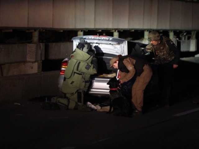 Захват моста Метро в Киеве: стали известны новые детали биографии террориста