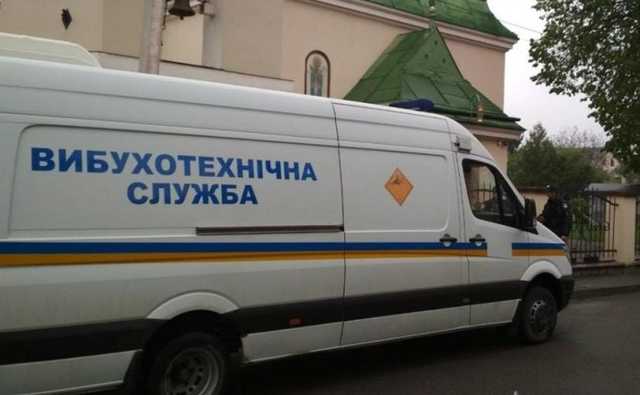 В столице «заминировали» все мосты, торговые центры и роддома