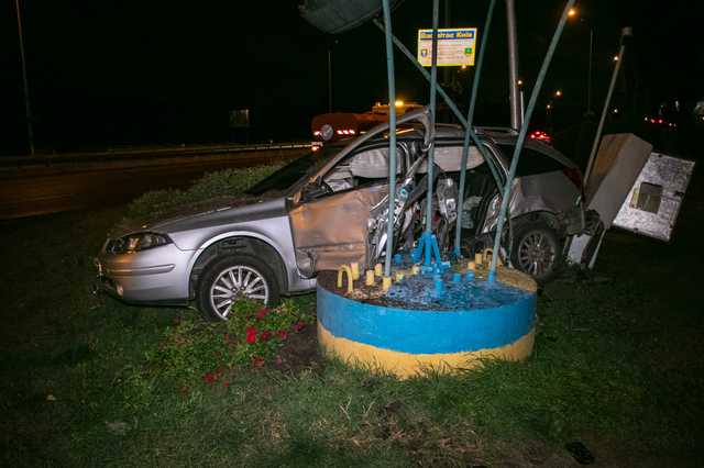 У Києві подружня пара потрапила в страшну ДТП: поїхали на червоний