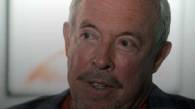 «Находится за огромным забором»: Макаревич указал на главную проблему России