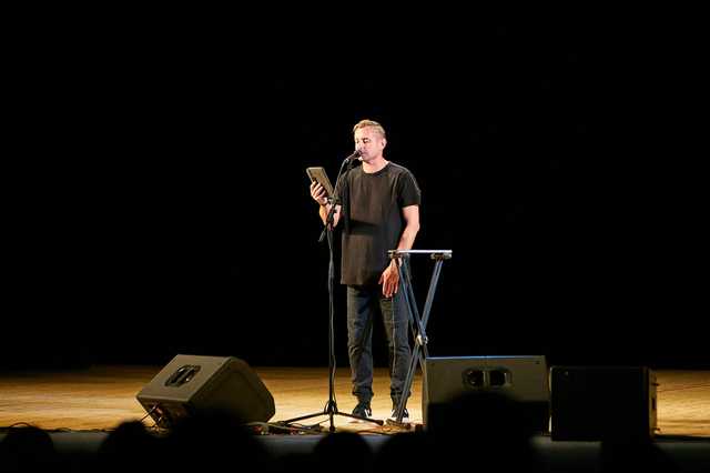 Жадан назвав звільнення В’ятровича з Українського інституту нацпам’яті “голом у свої ворота”