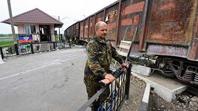 «Где наша зарплата?»: сотрудники Донецкой железной дороги жалуются на отсутствие выплат