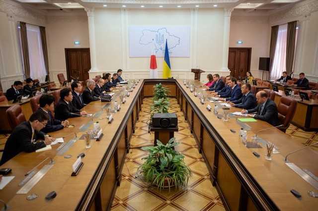 Гончарук надеется, что Япония инвестирует средства в Чернобыльскую зону отчуждения