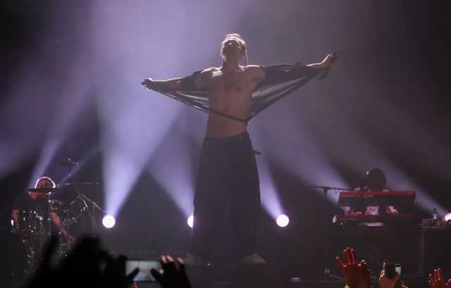 Организаторы минского концерта Вакарчука засекретили его гонорар