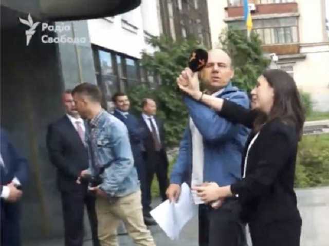 Известный американский журналист раскритиковал Мендель за скандальный инцидент в Нью-Йорке