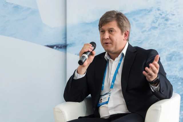 Дистанцируйтесь от Коломойского: Западные наблюдатели обеспокоены отставкой Данилюка