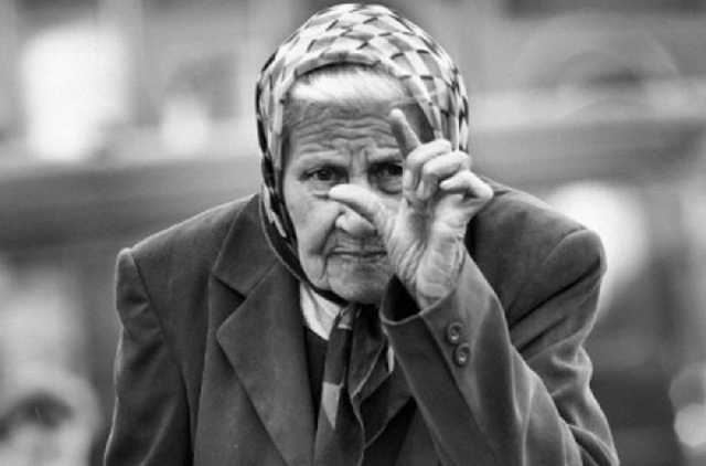 Минсоцполитики вычленит из прожиточного минимума все связанные выплаты