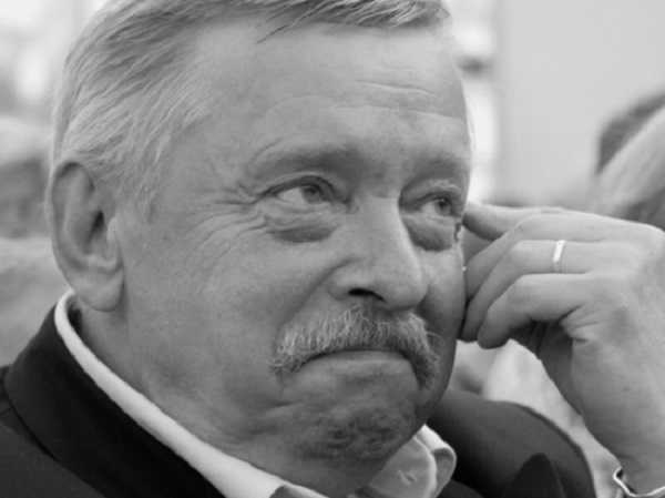 Умер известный писатель