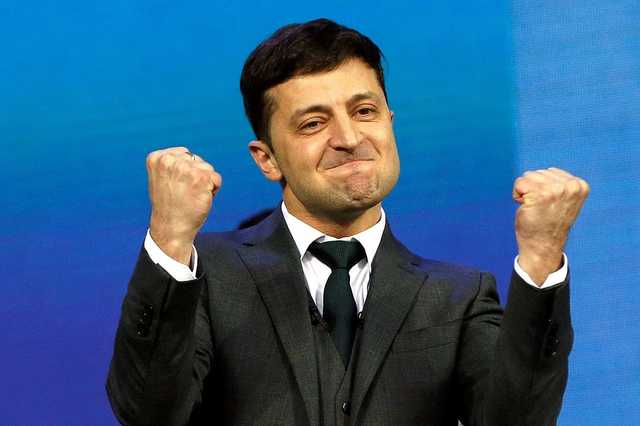 Выяснилось, у кого Зеленский позаимствовал идею игра на рояле без штанов