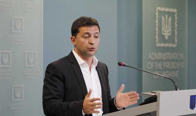 В Раде говорят о ’’майдане’’? Что стоит за решением Зеленского по Донбассу