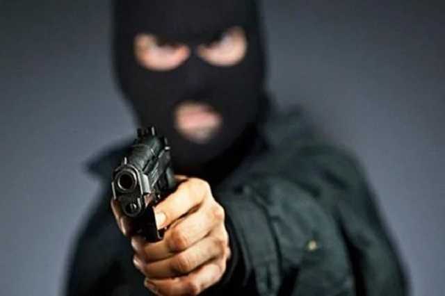 В Винницкой области трое злоумышленников незаконно завладели 225 тыс. грн и автомобилем