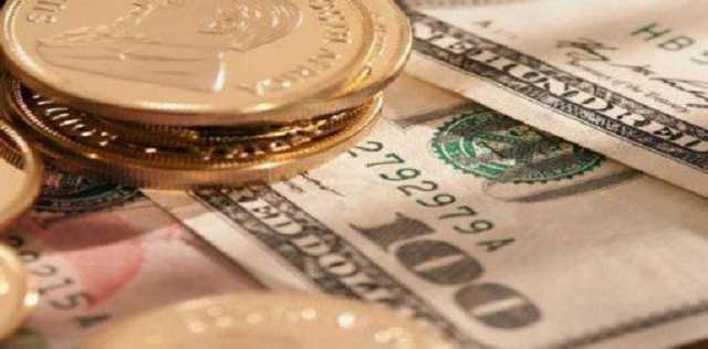 Курс долара обвалився після вихідних