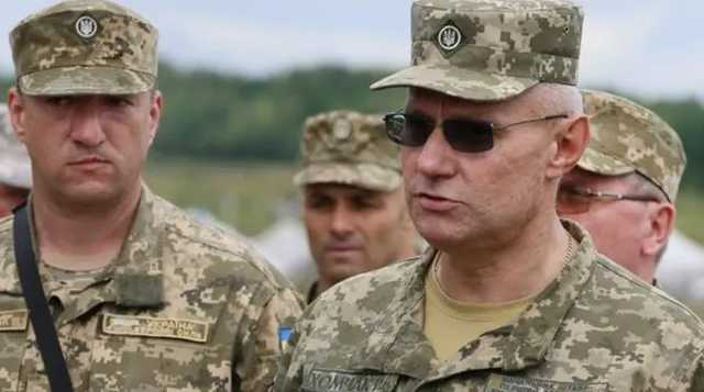 "Вы идиоты?" Начальник Генштаба Хомчак попал в скандал с капитуляцией