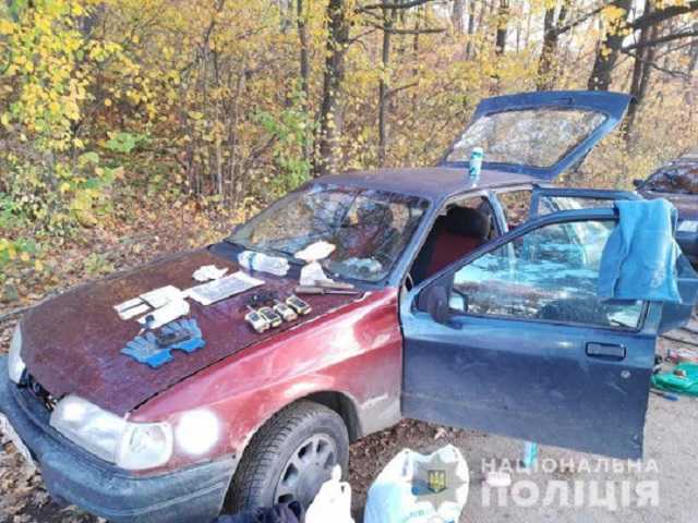 Счастливый случай: полиция неожиданно для себя поймала грабителей, подрывавших банкоматы в Харьковской области