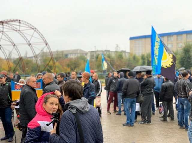 В Северодонецке шахтеры устроили протест, требуя погашения задолженности по зарплате