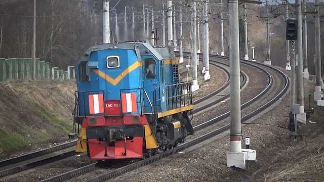 Во Львовской области машина протаранила тепловоз