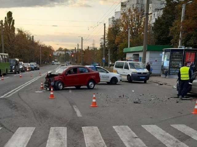 В Харькове мать с младенцем попала в ДТП