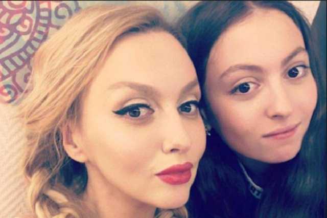 "Пронзила жуткая боль": стало известно о ЧП с дочерью Поляковой