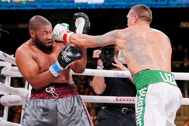 "Симферополь. Украина": Усик одержал победу в патриотических шортах