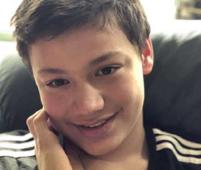 "Верните моего сына": как пытаются замять самоубийство украинского школьника в Шанхае