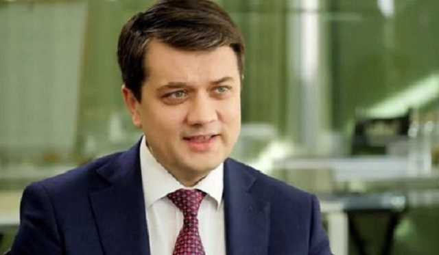 Разумков сообщил, когда в Раде наконец-то состоится час вопросов к Кабмину