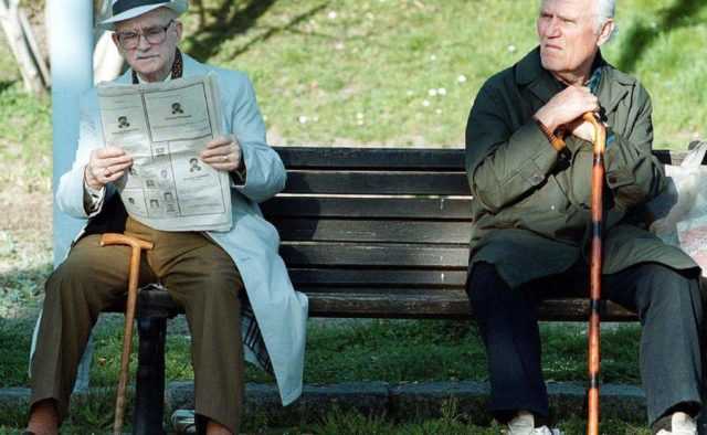 Соцвыплаты и штрафы отвяжут от прожиточного минимума