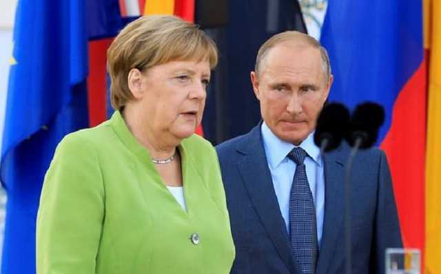 Обсудили Донбасс и "формулу Штайнмайера": Путин и Меркель провели переговоры