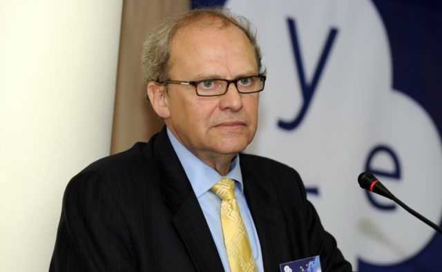 Аслунд заявил, что Путин и Зеленский не договорятся по Донбассу из-за Трампа