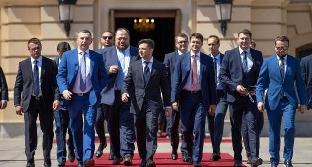 «С этой командой ничего не выйдет»: Гайдай рекомендует Зеленскому полностью сменить свое окружение