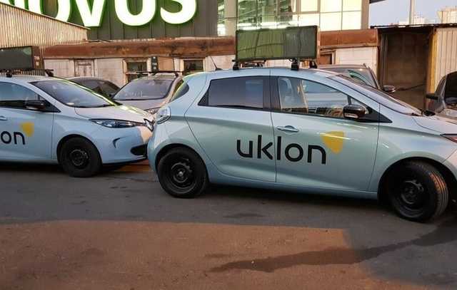 "Вылетел на тротуар!" В Киеве такси сбило ребенка олимпийского чемпиона