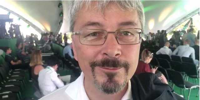 «Слуга народа» Ткаченко живет на вилле в заповедной части Киева