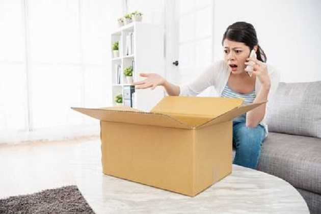 Покупать косметику на сайтах makeup.com.ua, parfums.ua и notino.ua опасно, - СМИ