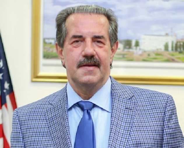 Алекс Ровт: орден украинский, паспорт американский, аммиак российский. Часть 1