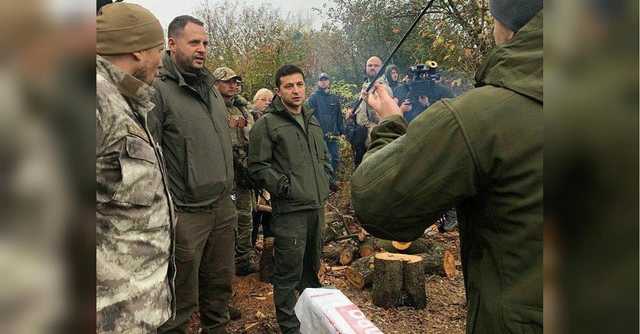 Давиденко: Видно по всему. Он уже Президент. Ещё не Бог, но уже Царь