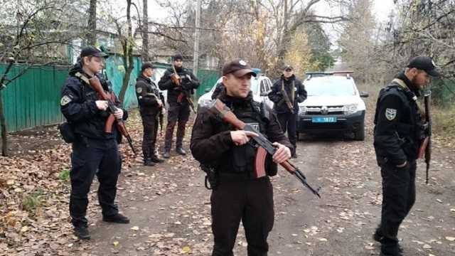 Утром к добровольцам в Золотом опять приехала полиция